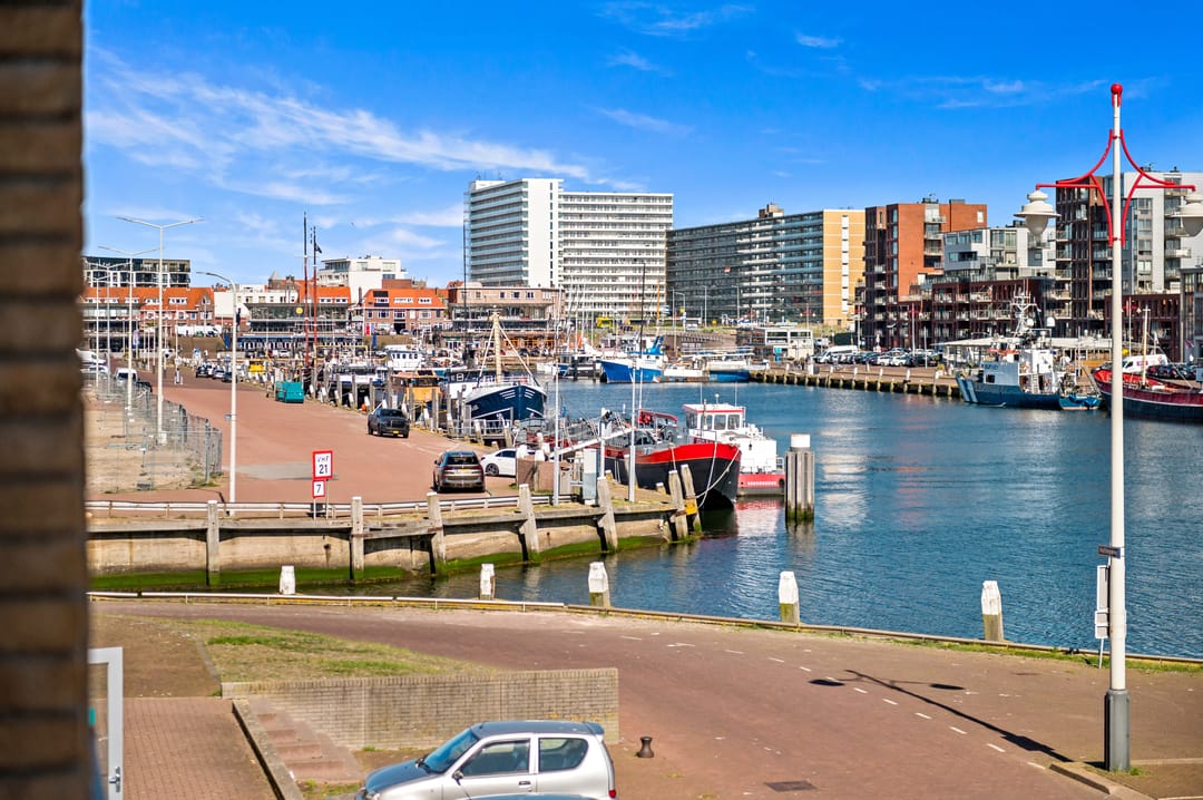 Photo 46 of Hellingweg 16-A