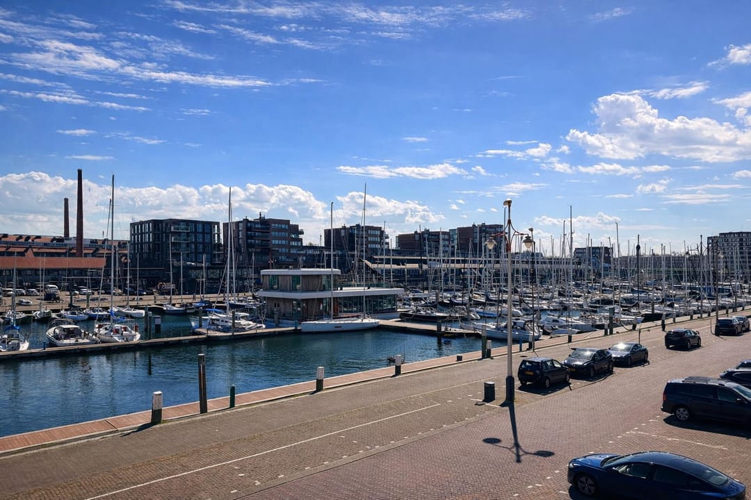 Photo 53 of Hellingweg 16-A