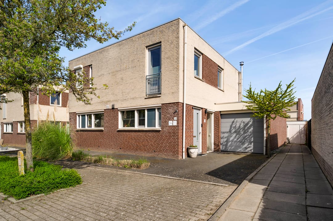 Photo 1 of Hoefstraat 34