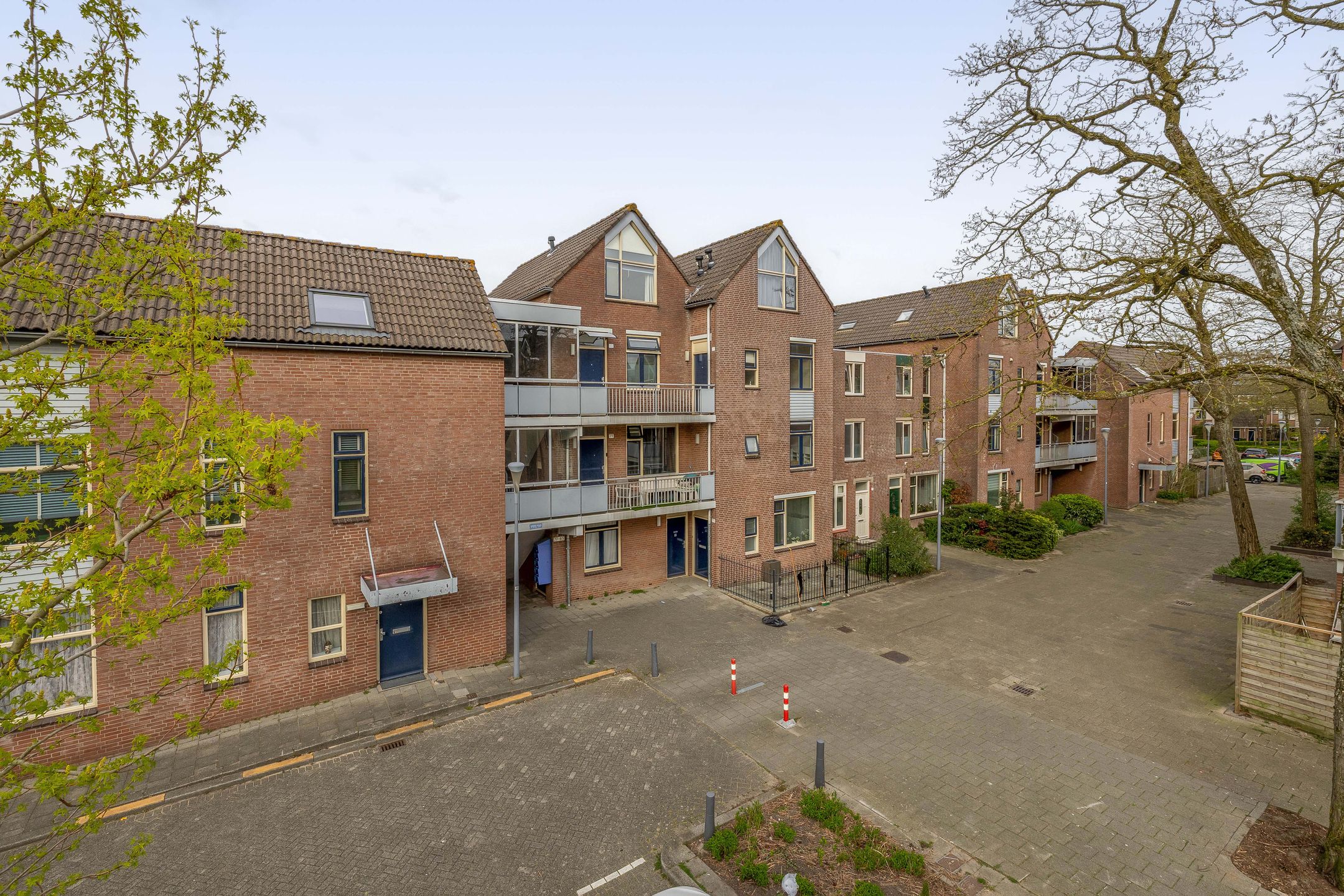 Instapklare maisonnette met drie slaapkamers en balkon in rustige Rotterdamse woonwijk — 36