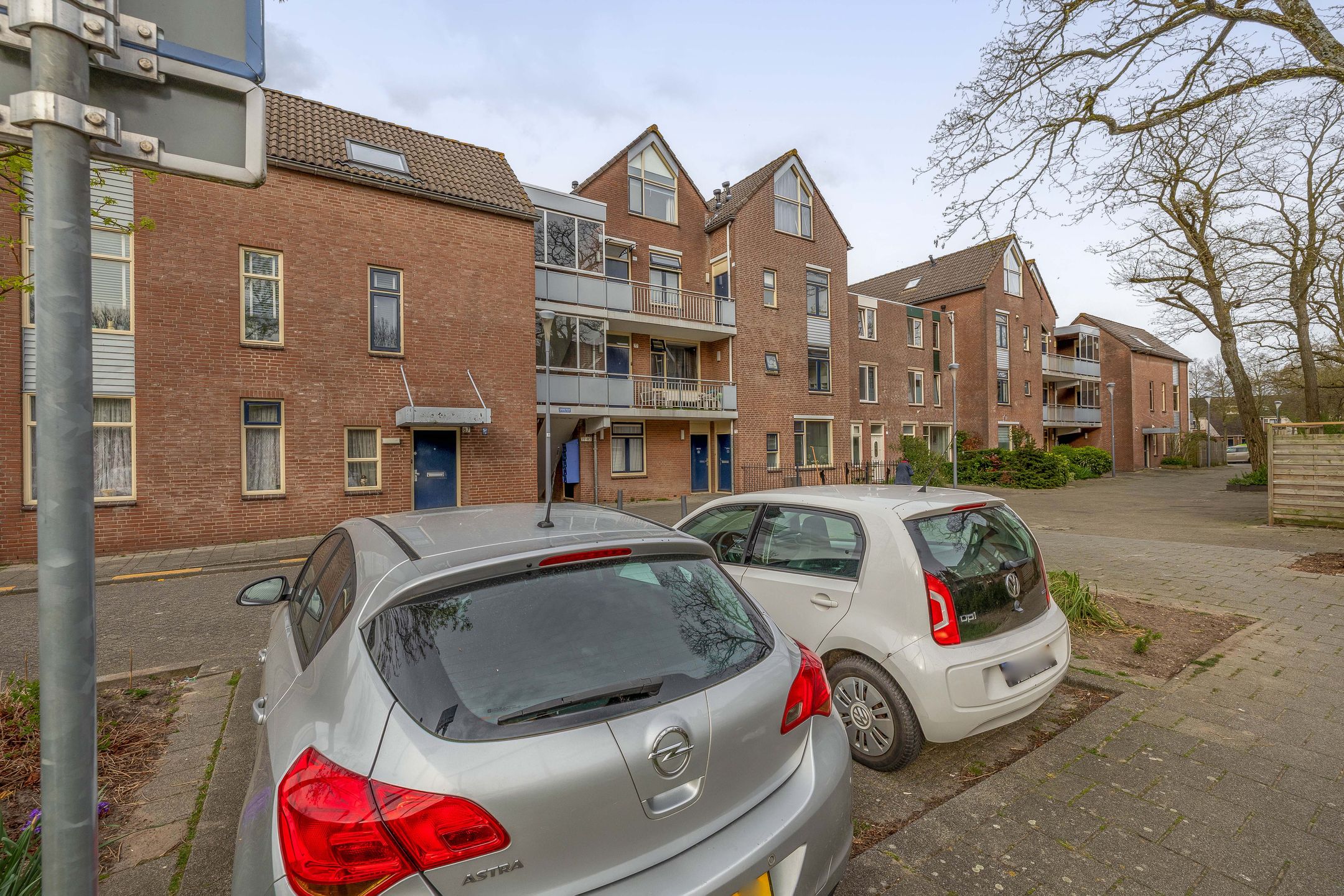 Instapklare maisonnette met drie slaapkamers en balkon in rustige Rotterdamse woonwijk — 39