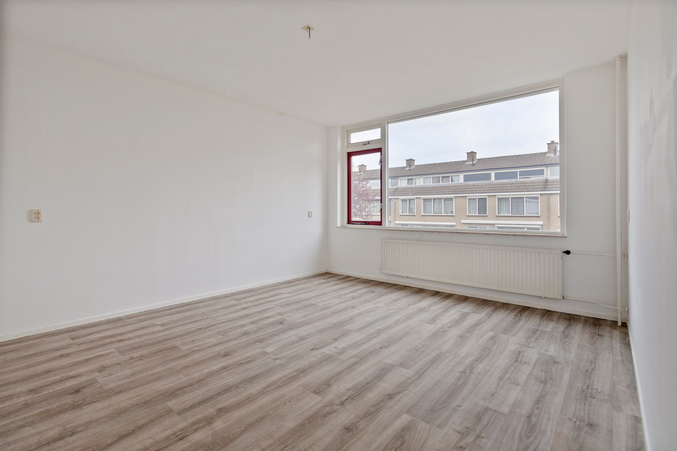 Photo 15 of Madame Curiestraat 55