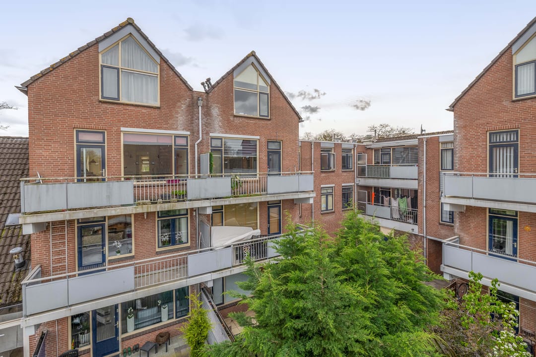 Instapklare maisonnette met drie slaapkamers en balkon in rustige Rotterdamse woonwijk — 38
