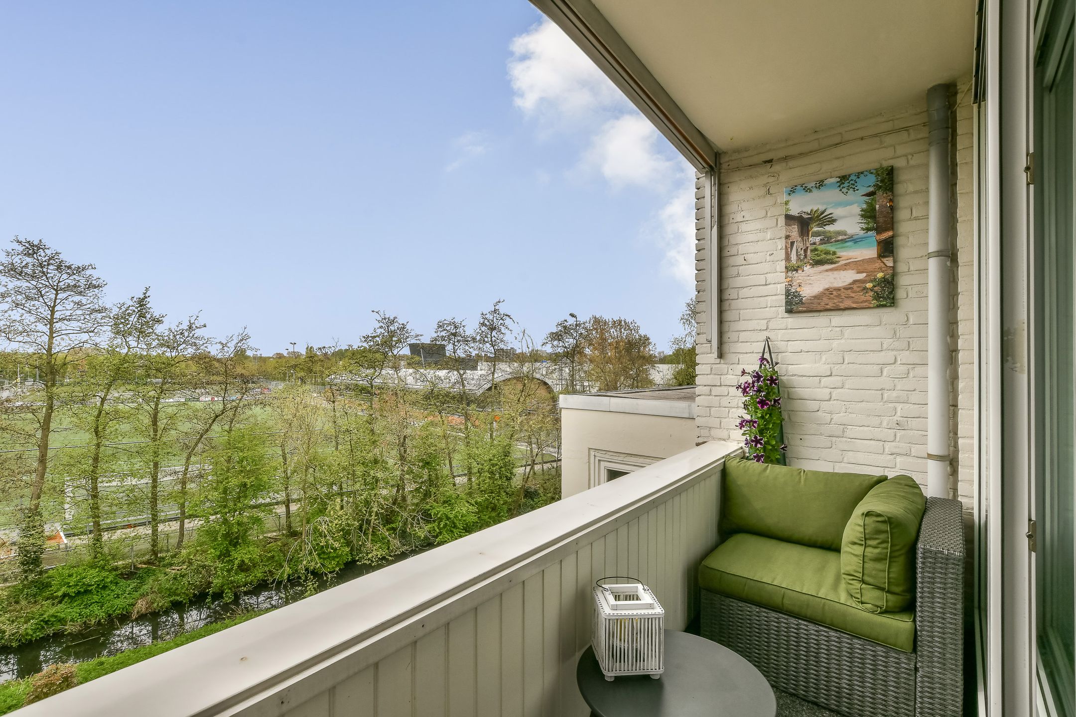 Photo 3 of Burgemeester A. van Walsumlaan 51