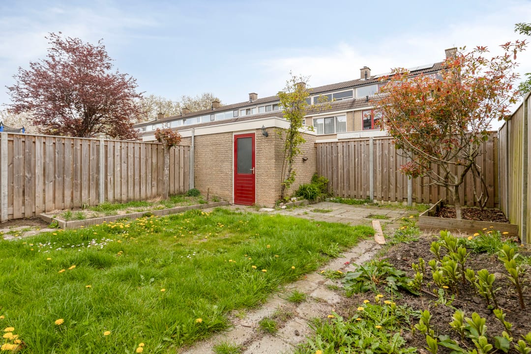 Photo 26 of Madame Curiestraat 55