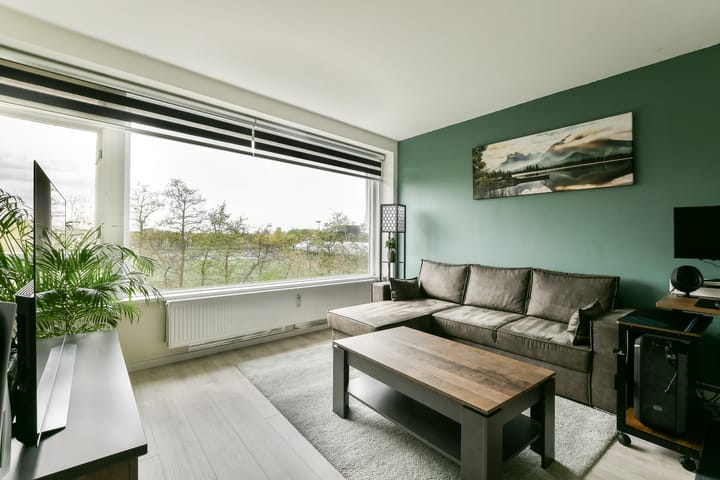 Photo 2 of Burgemeester A. van Walsumlaan 51