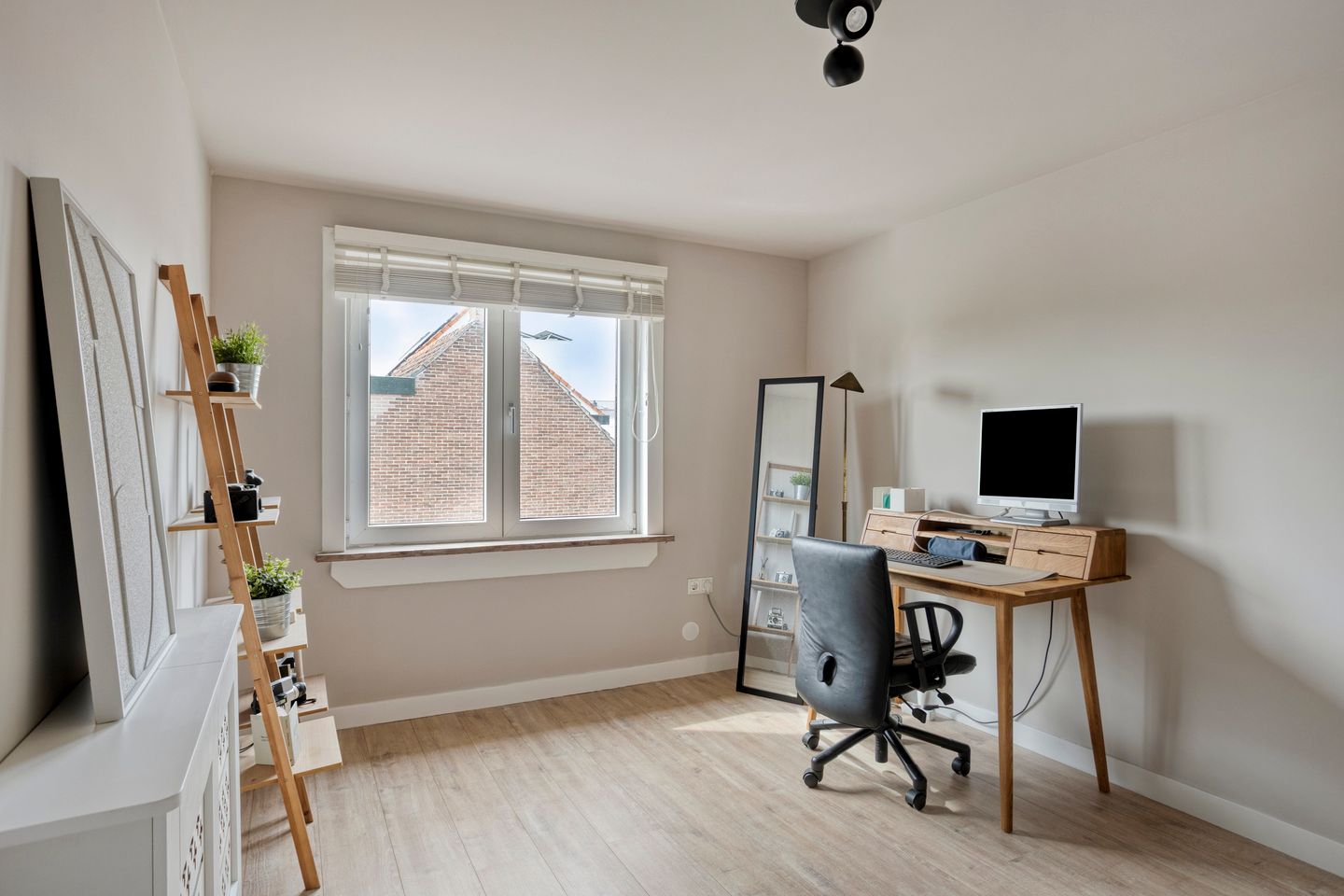 Foto 20 van Ooievaarstraat 9