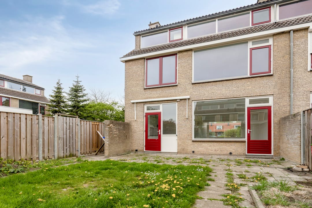 Photo 28 of Madame Curiestraat 55