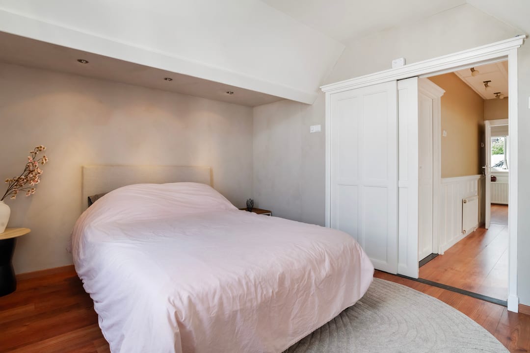 Foto 16 van Zwijndrechtsestraat 12