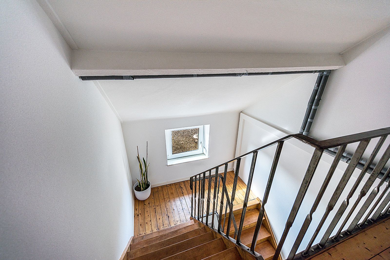 Foto 30 van Vroenstraat 9