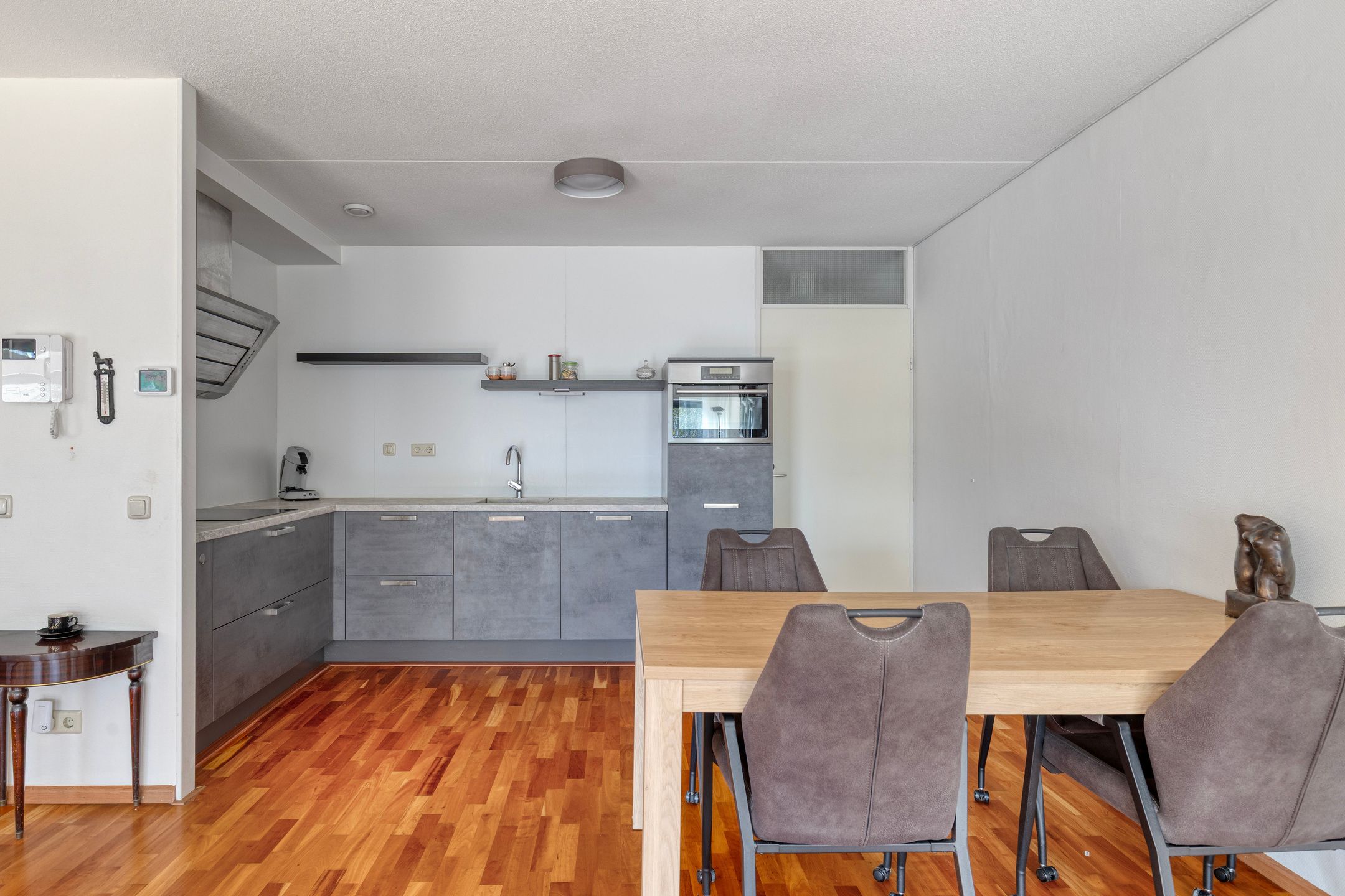 Foto 12 van Burg v Roijenstr Oost 4-F