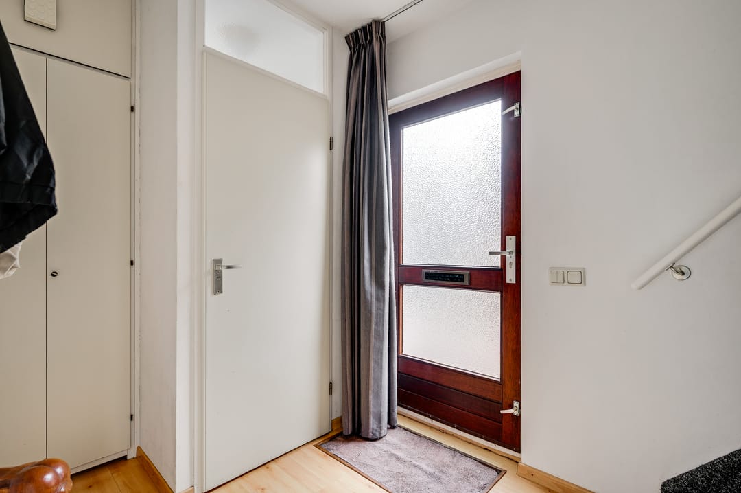 Photo 11 of Kanakker 34