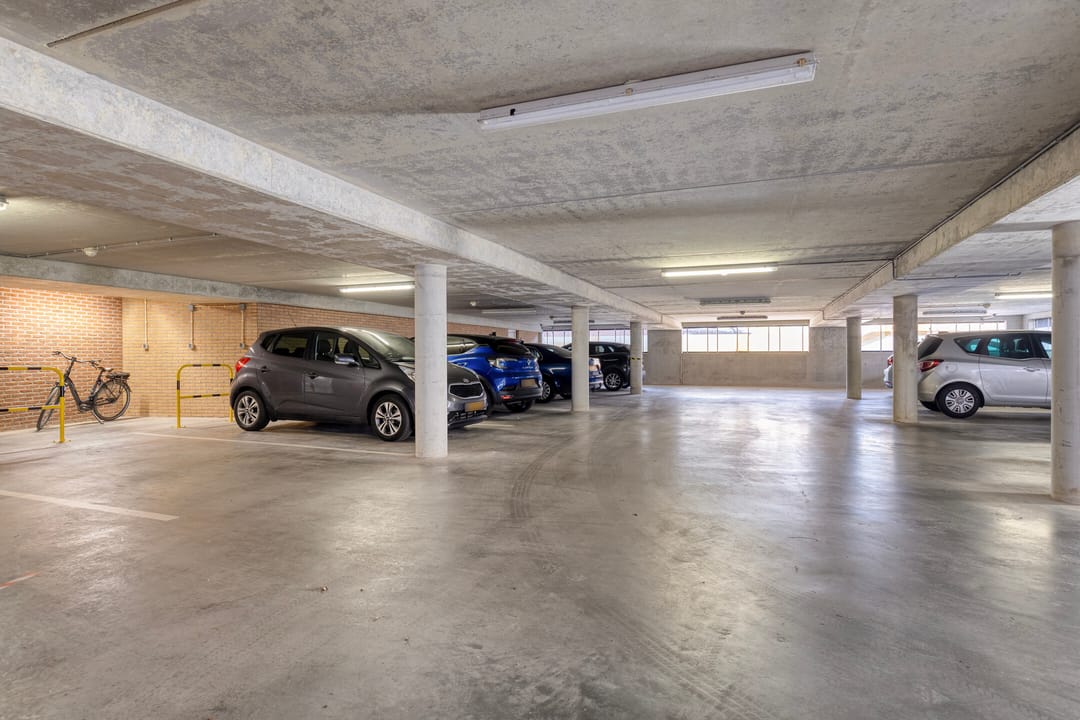 Foto 31 van Burg v Roijenstr Oost 4-F