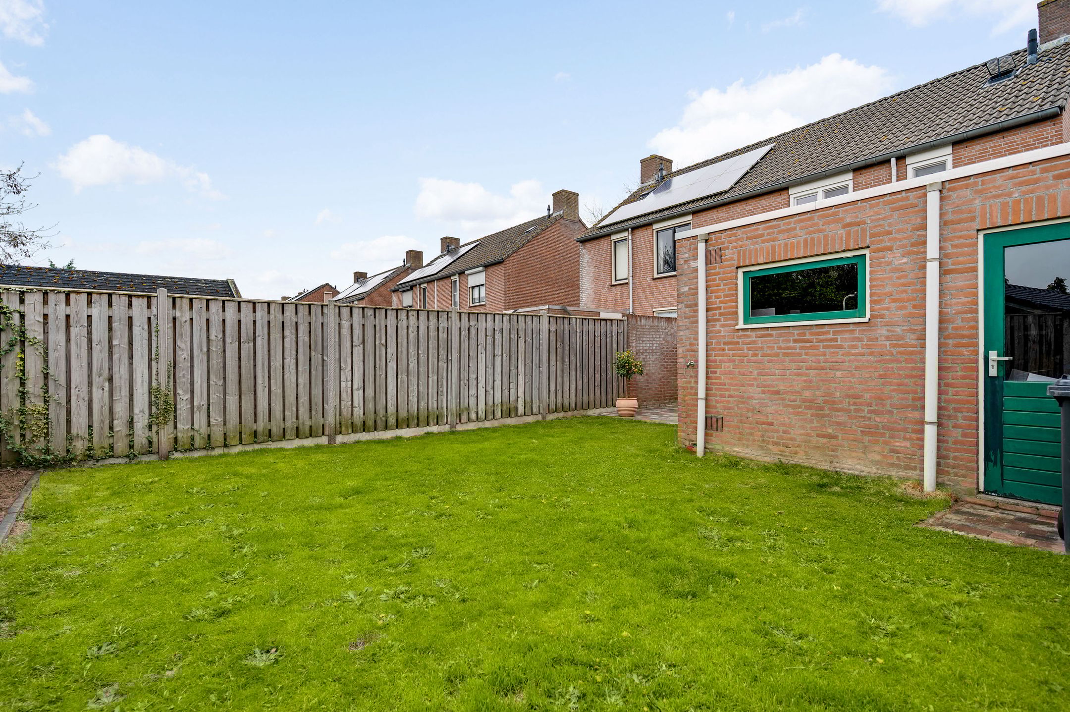 Photo 30 of Kanakker 34