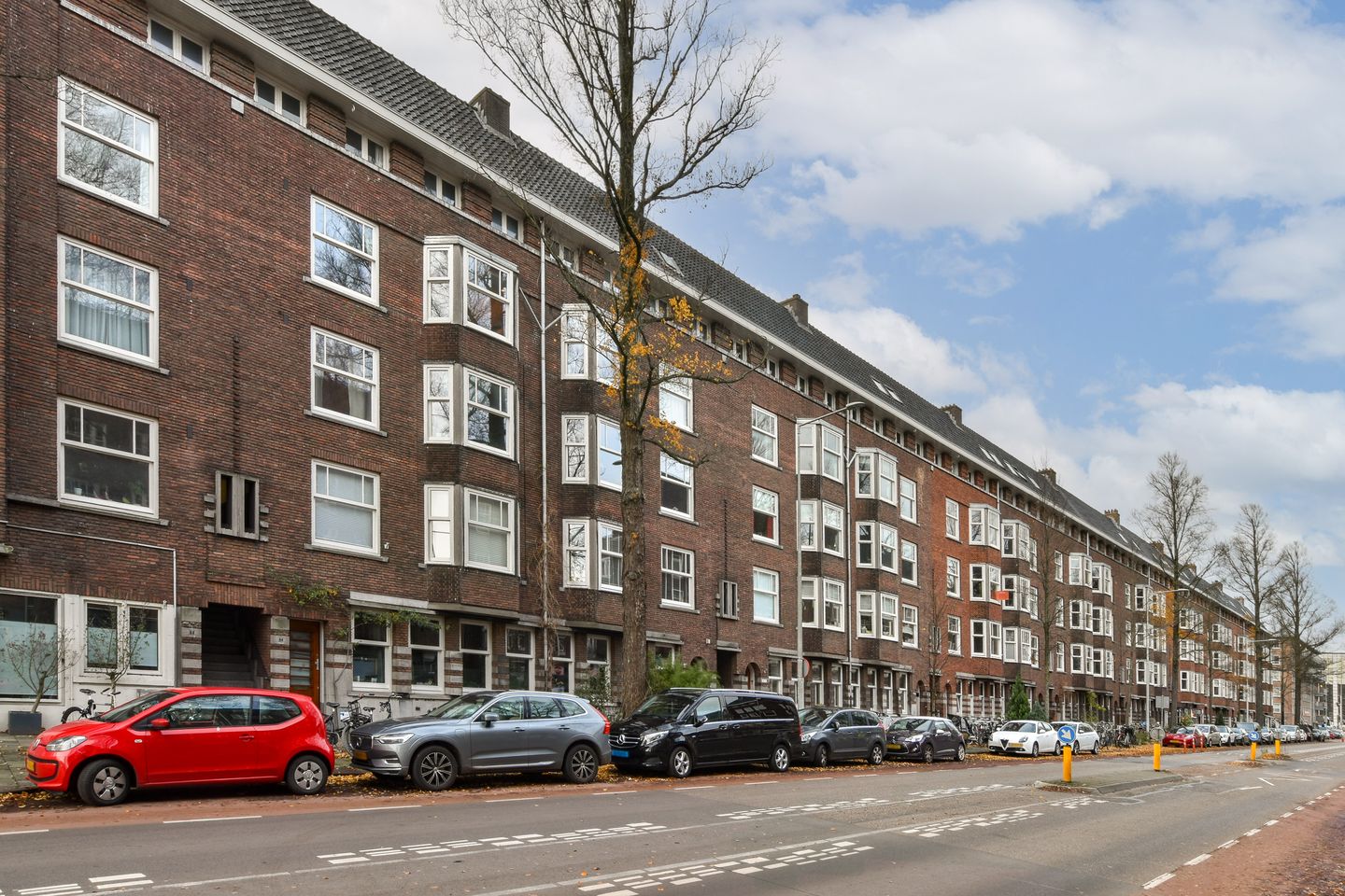 Charming Upper Floor Apartment with Authentic Details in Popular Hoofddorppleinbuurt — 25