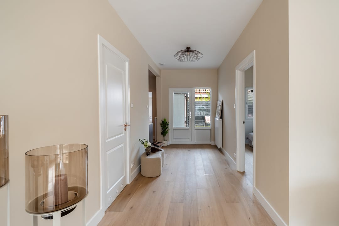 Renovated ground floor apartment with garden in Houtwijk — 8