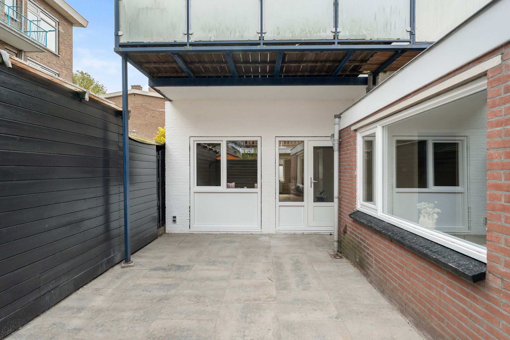 Renovated ground floor apartment with garden in Houtwijk — 15