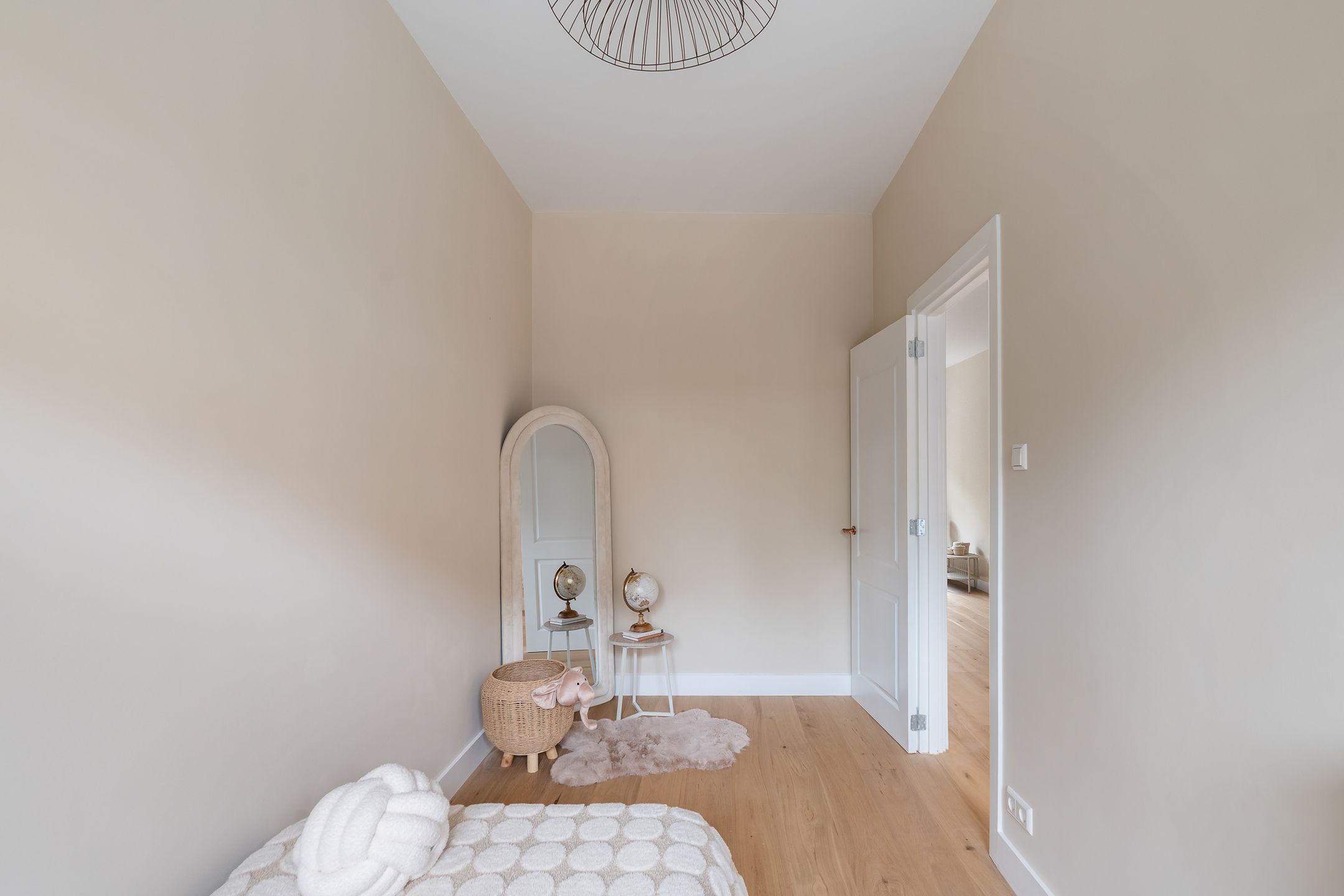 Renovated ground floor apartment with garden in Houtwijk — 24