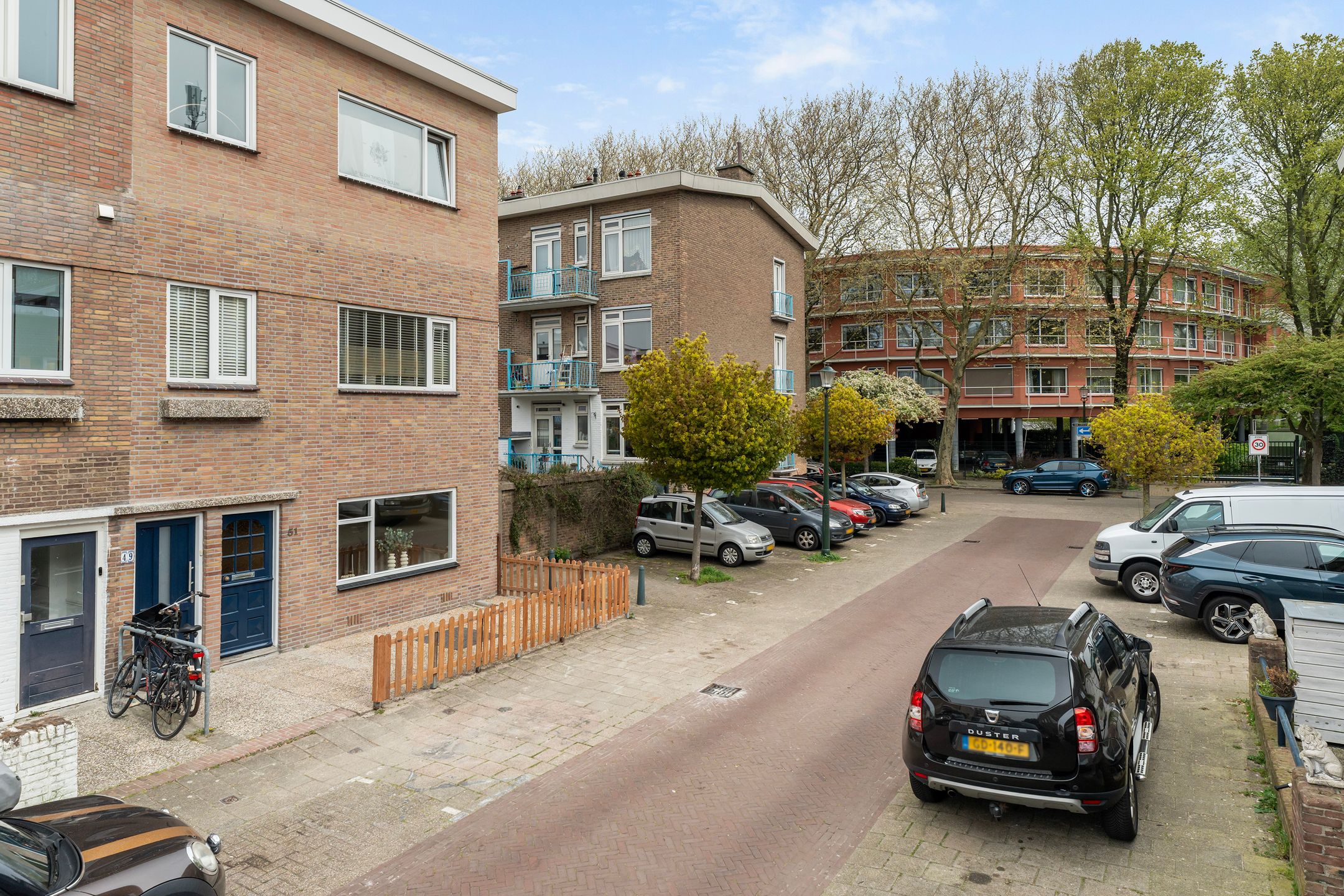 Renovated ground floor apartment with garden in Houtwijk — 33