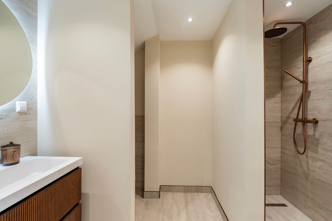 Renovated ground floor apartment with garden in Houtwijk — 22