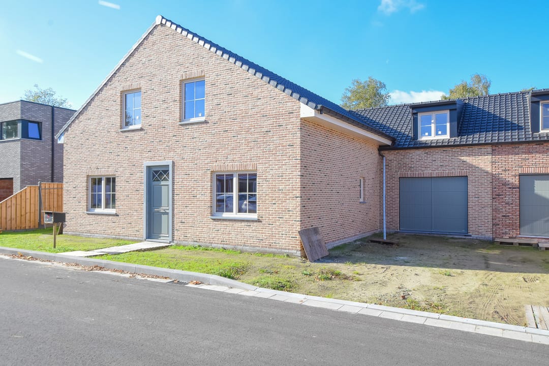 Foto 2 van Vuursteen 62