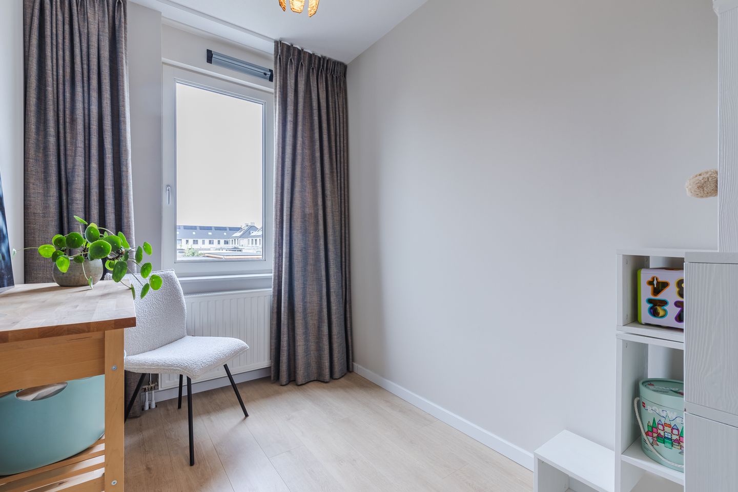 Energy-efficient, move-in ready terraced house from 2023 with open views in Bosselaar Zuid — 25