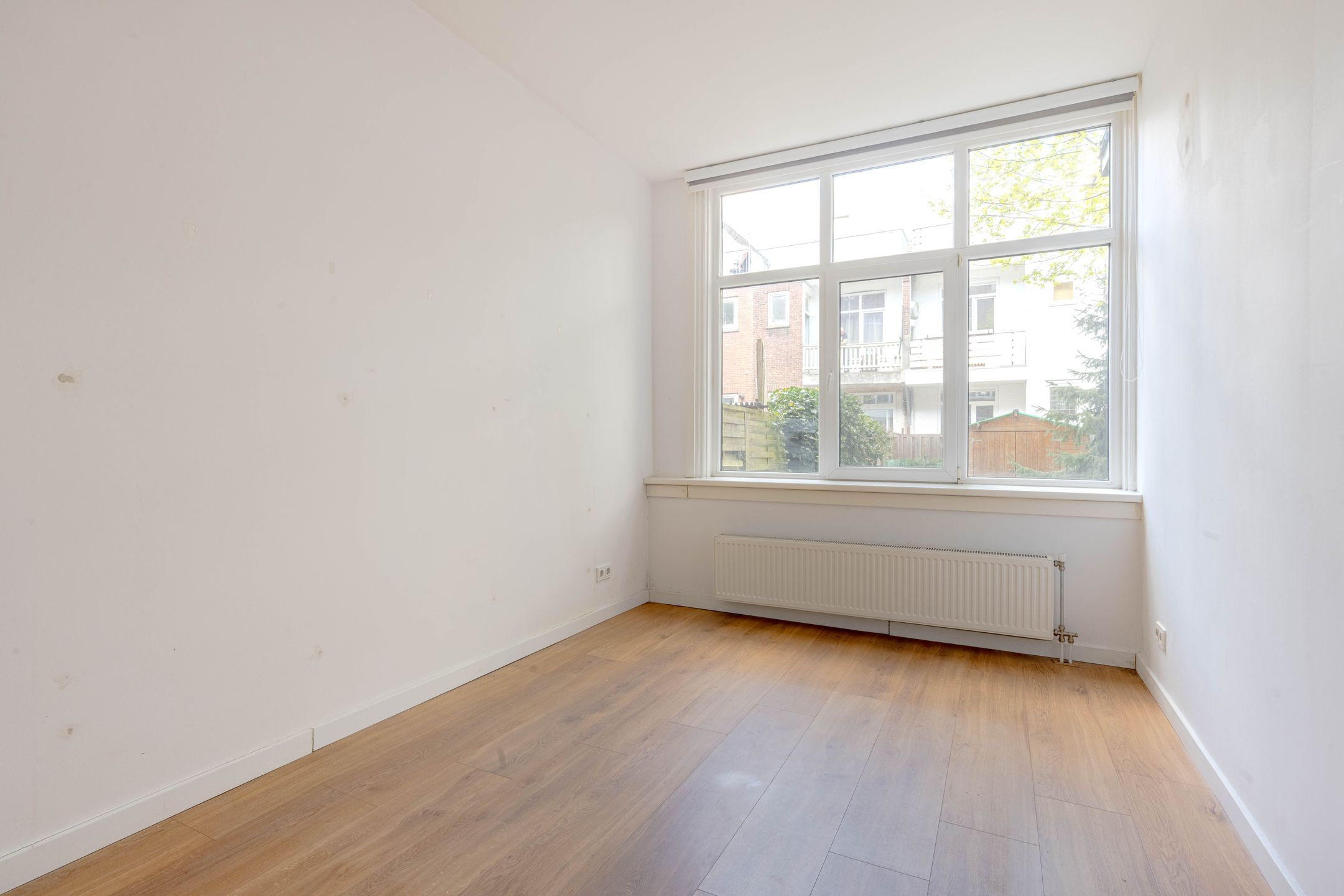 Foto 18 van Oostvoornsestraat 15-B