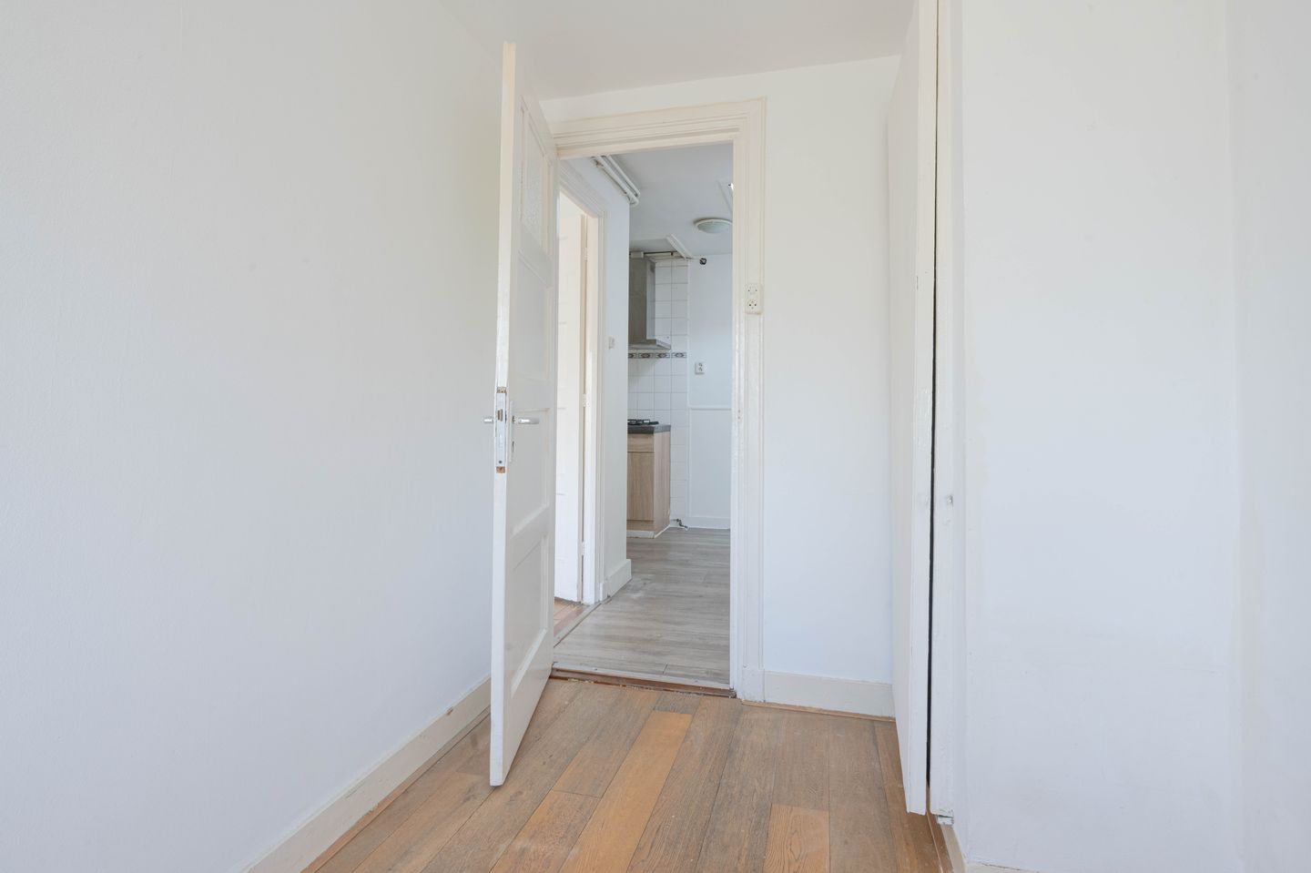 Foto 25 van Dordtselaan 210-C03