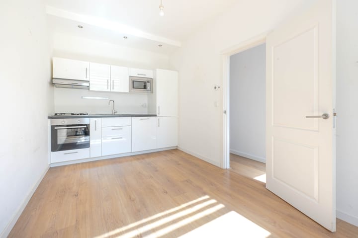 Foto 4 van Oostvoornsestraat 15-B