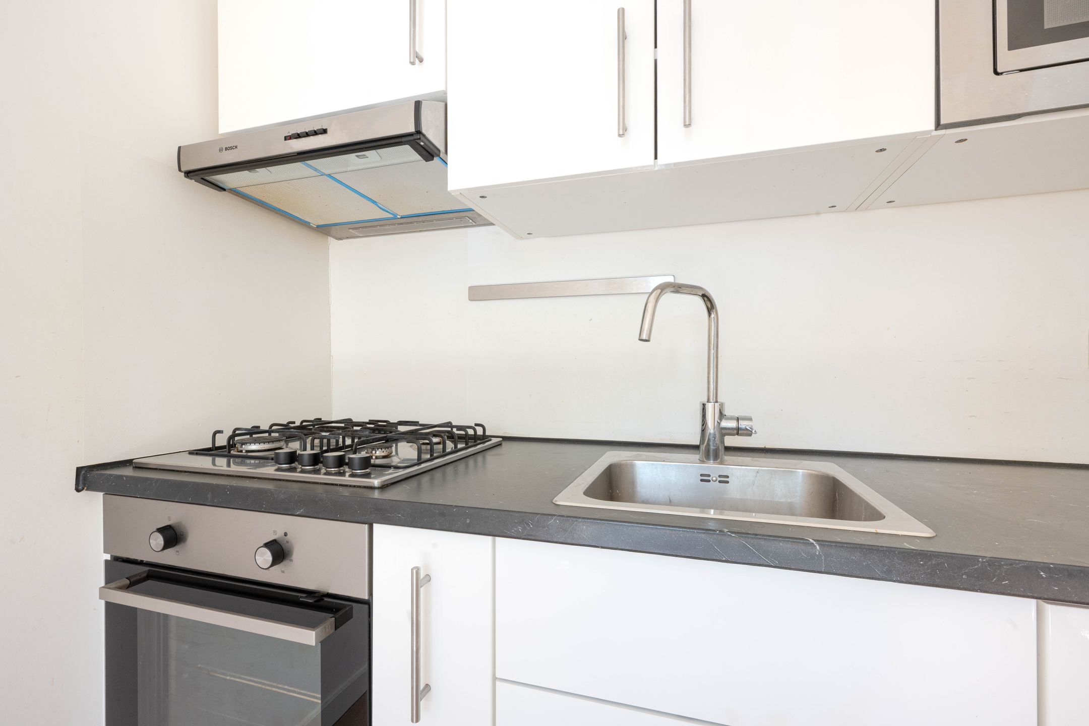 Foto 12 van Oostvoornsestraat 15-B