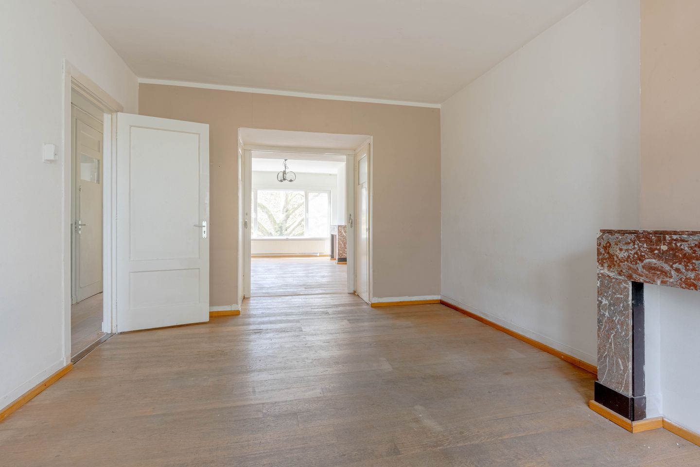 Foto 10 van Dordtselaan 210-C03