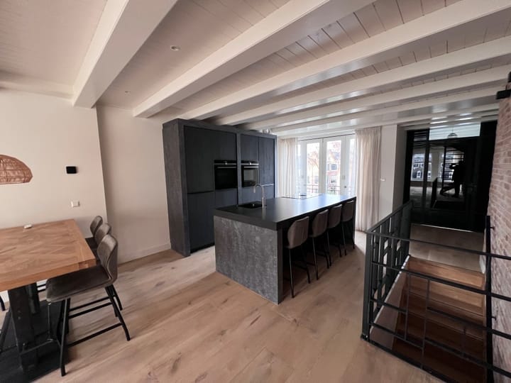 Photo 2 of Westerstraat 132-2