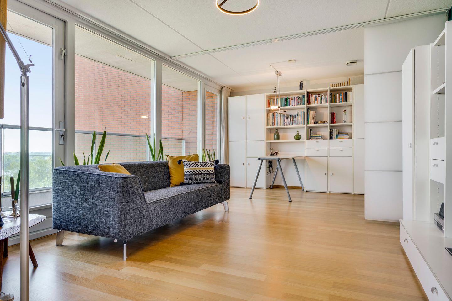 Foto 10 van Schout van Hanswijkplein 44