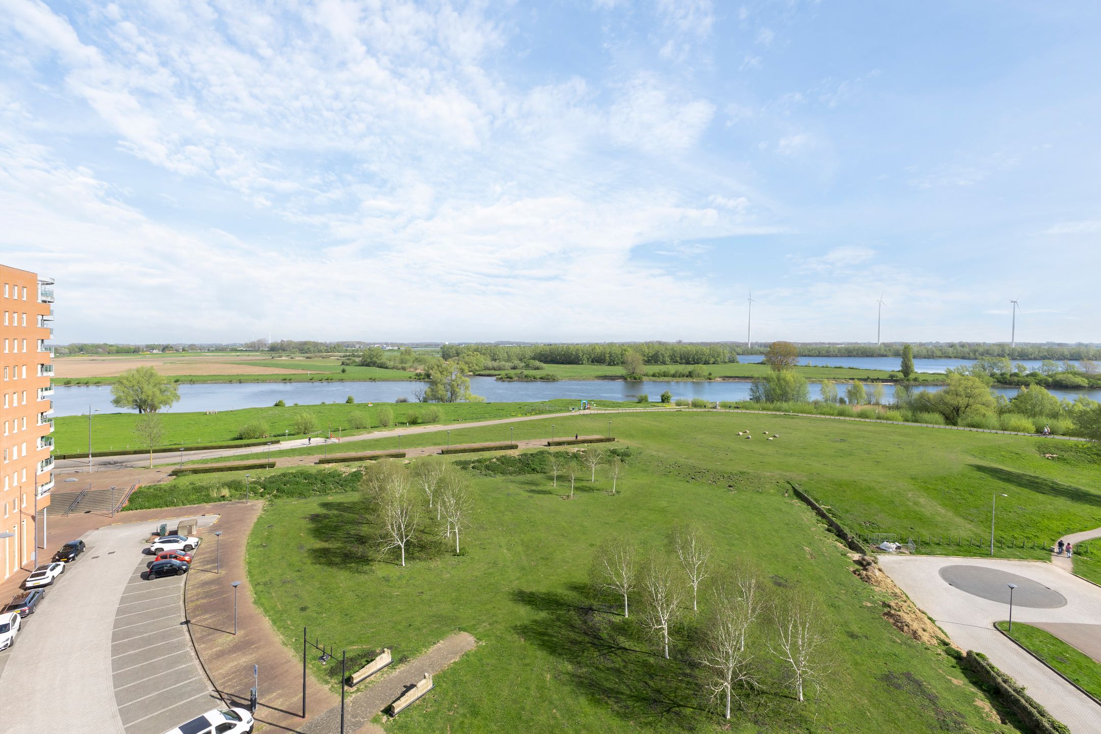 Foto 51 van Schout van Hanswijkplein 44