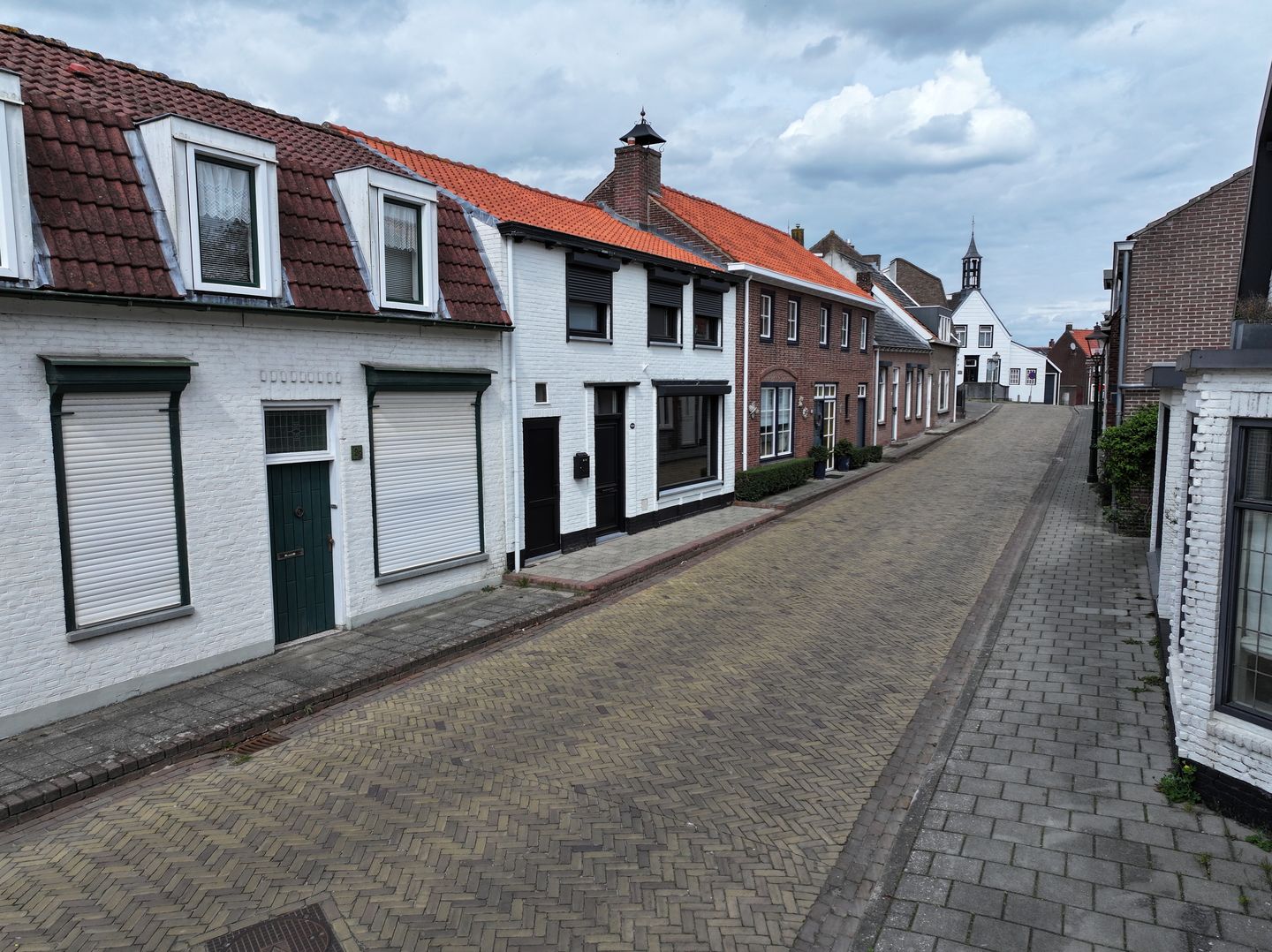 Modern renovated terraced house with roof terrace in Biervliet — 29