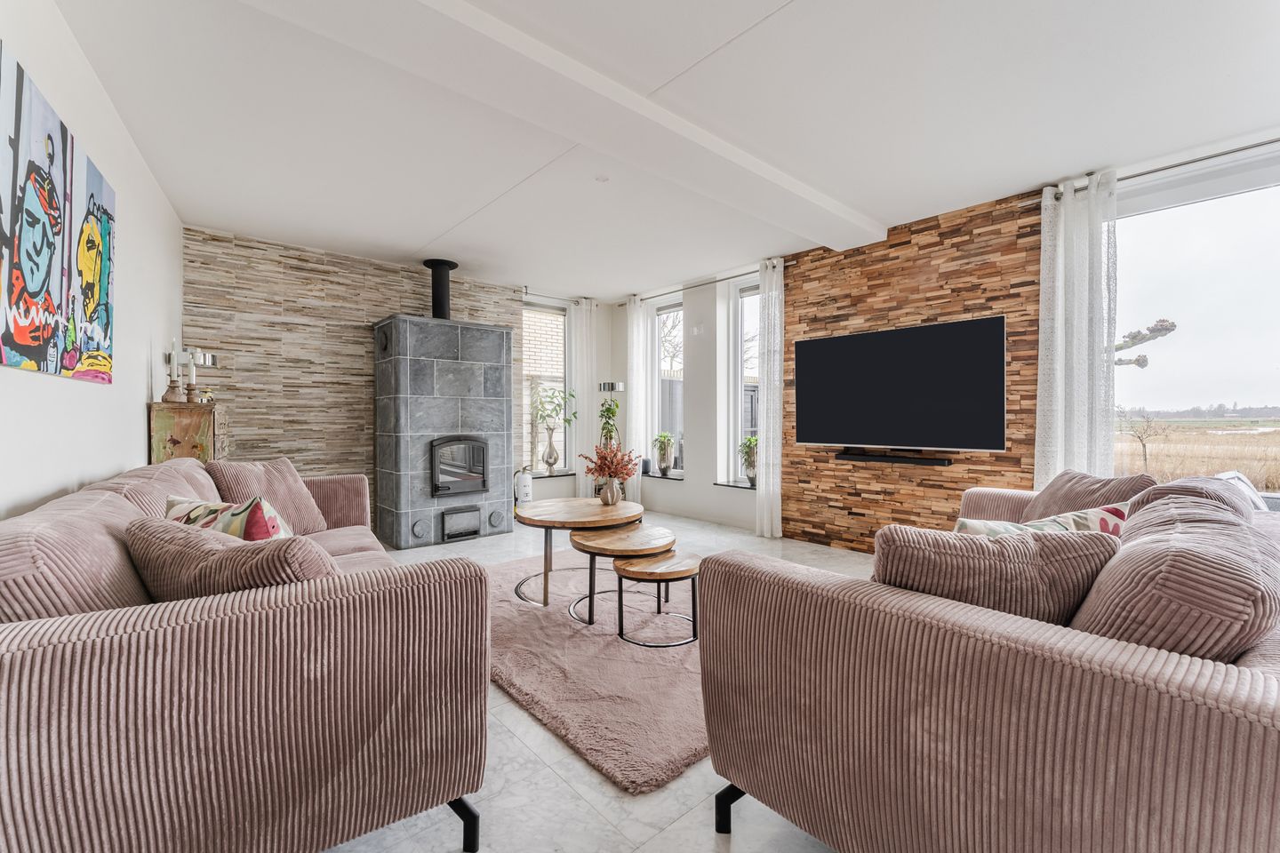 Photo 10 of Duke Ellingtonstraat 11