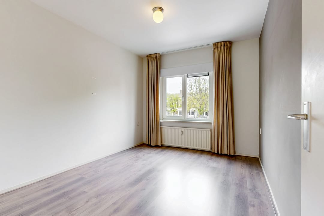 Foto 11 van Raadhuisplein 8