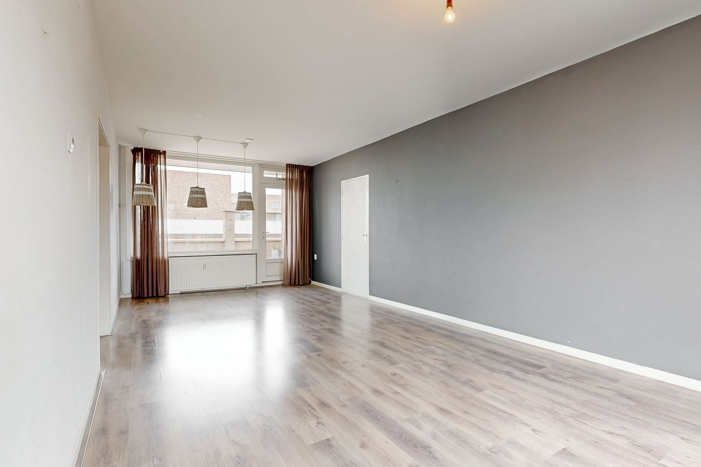 Foto 4 van Raadhuisplein 8