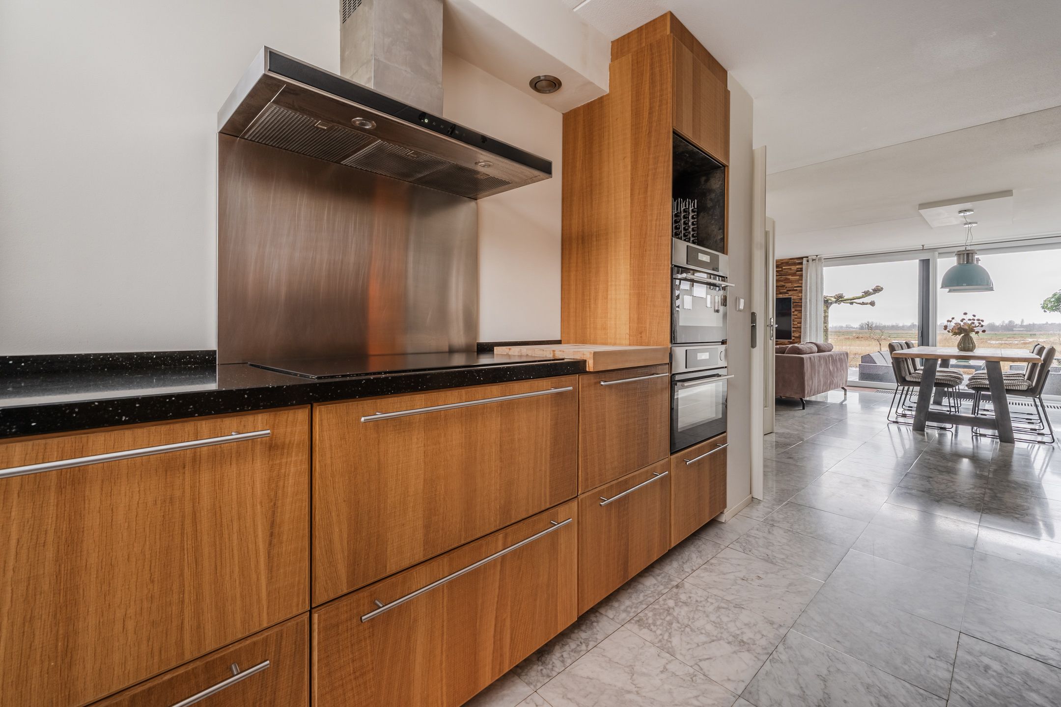 Photo 24 of Duke Ellingtonstraat 11