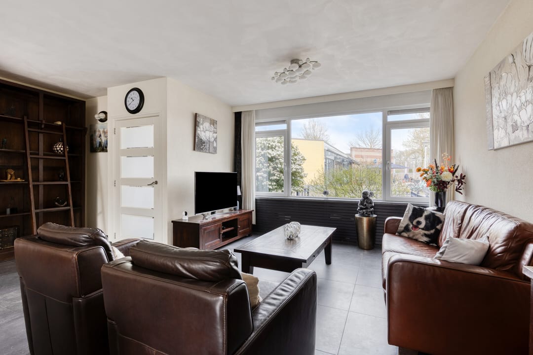 Photo 2 of Bruinvisstraat 10