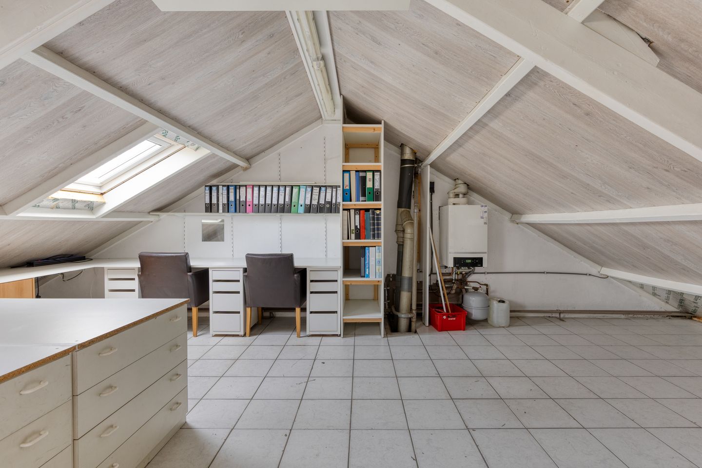 Photo 34 of Bruinvisstraat 10