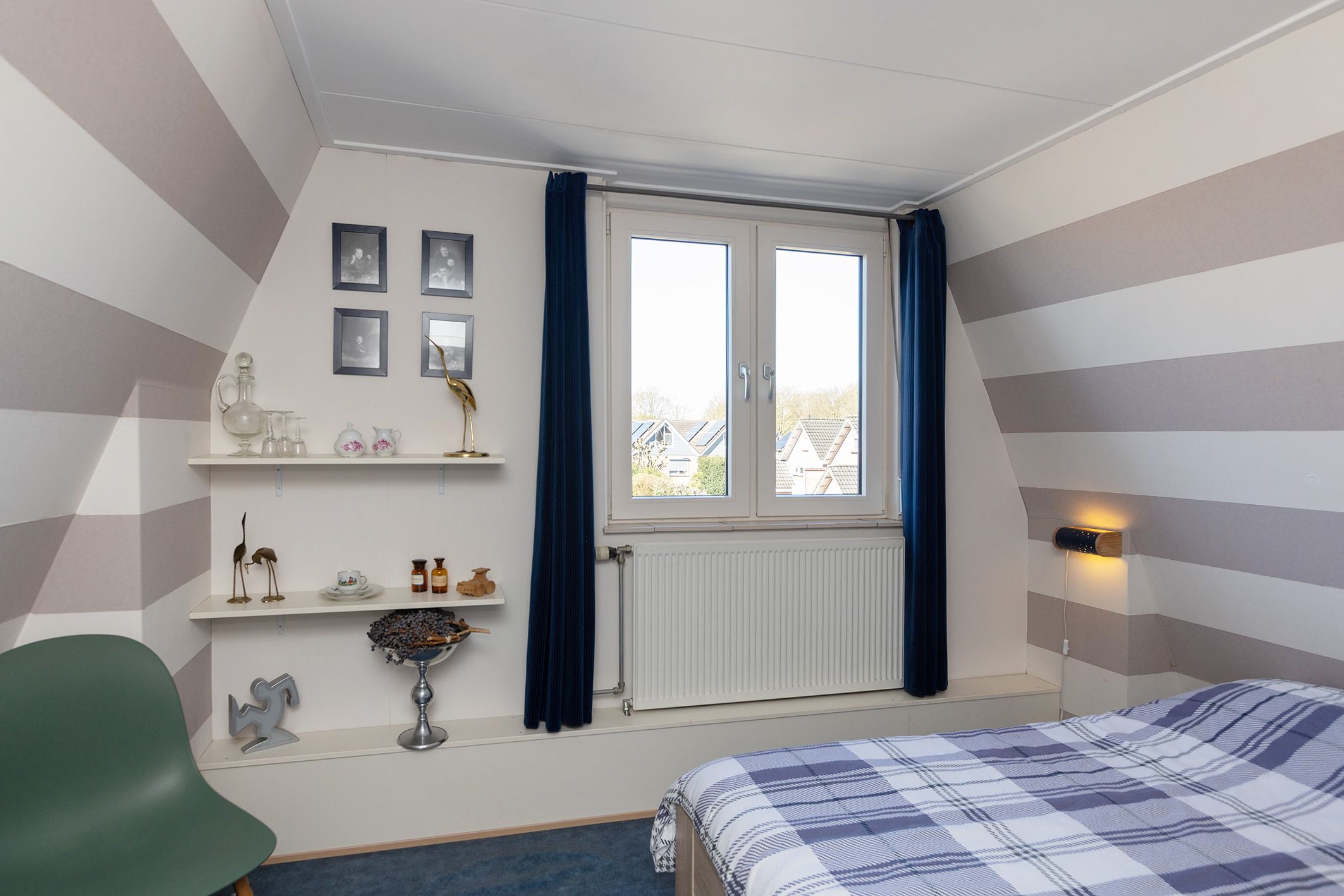 Spacious terraced house with five bedrooms in child-friendly neighborhood of Groenlo — 27
