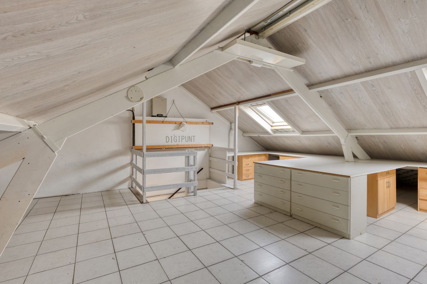 Photo 35 of Bruinvisstraat 10