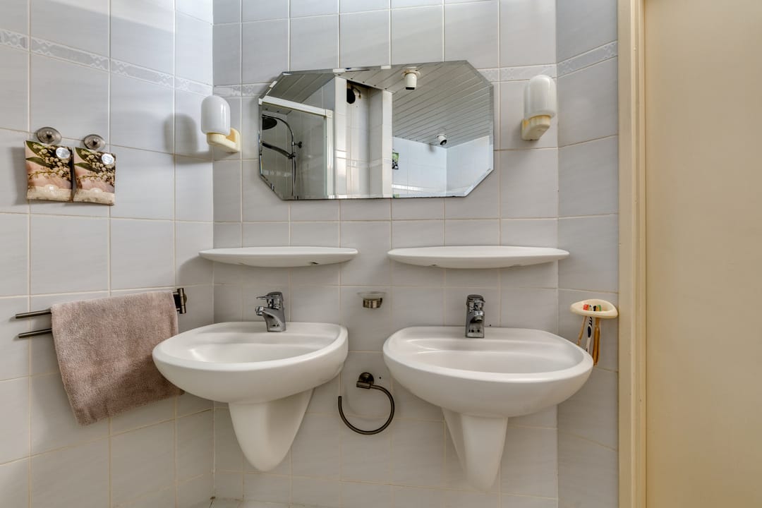 Photo 28 of Bruinvisstraat 10