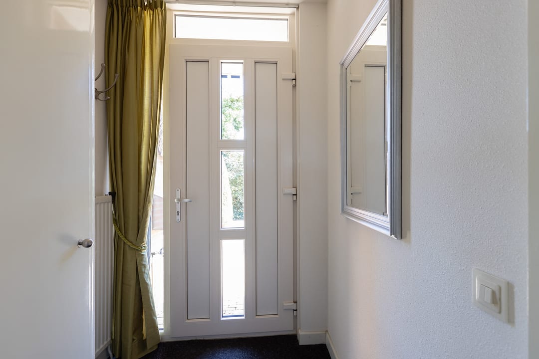 Spacious terraced house with five bedrooms in child-friendly neighborhood of Groenlo — 13