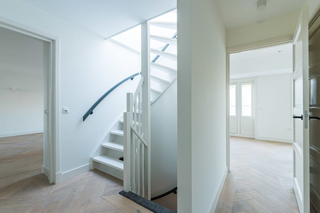 Foto 16 van Van Baerlestraat 92-F