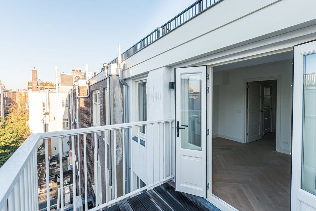 Foto 15 van Van Baerlestraat 92-F