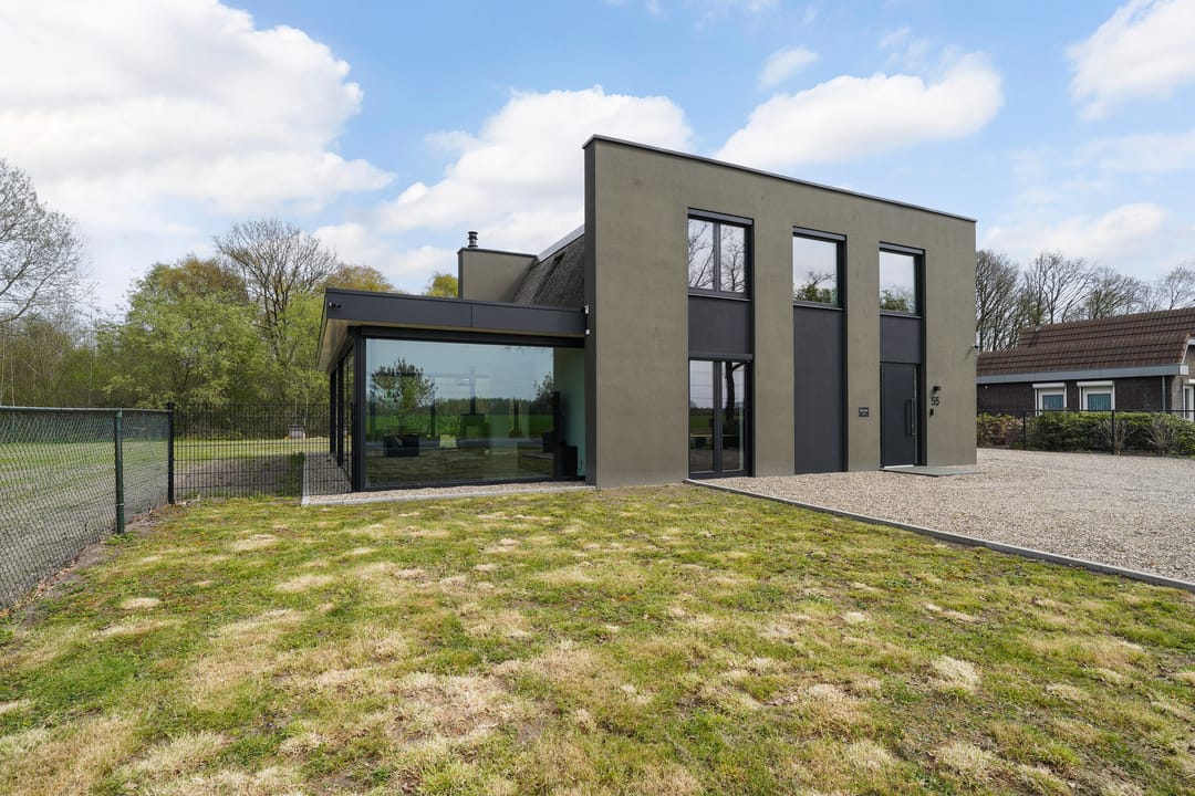 Foto 8 van Oirschotsebaan 55