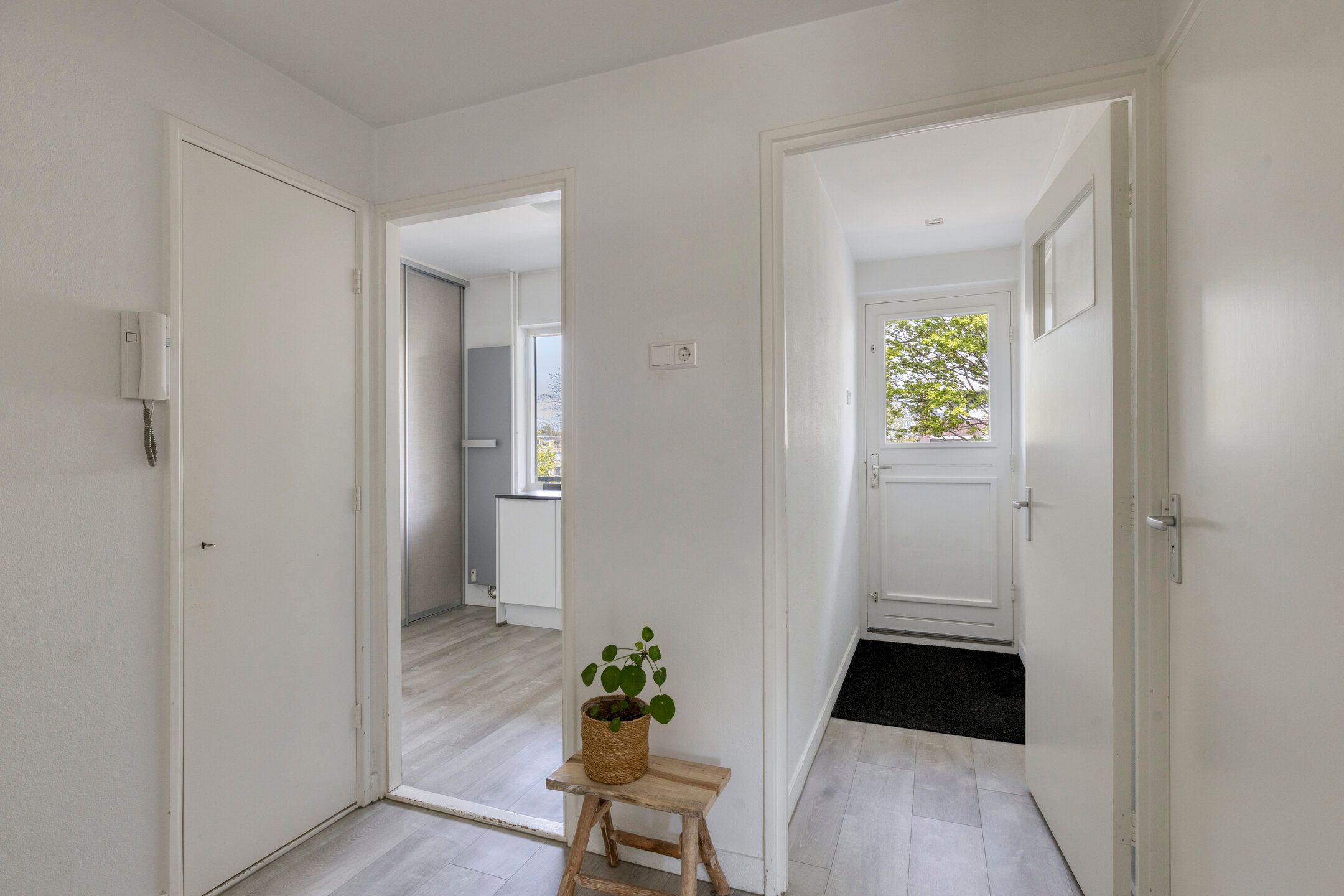 Bright 3-room apartment with spacious kitchen and south-facing balcony in Soest De Eng — 18