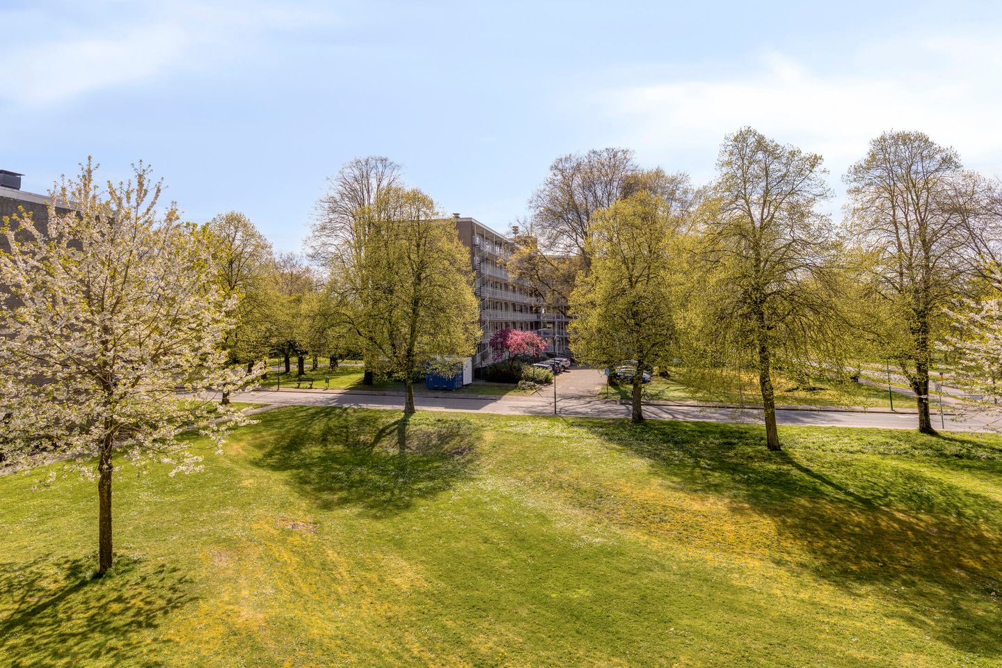 Bright 3-room apartment with spacious kitchen and south-facing balcony in Soest De Eng — 20